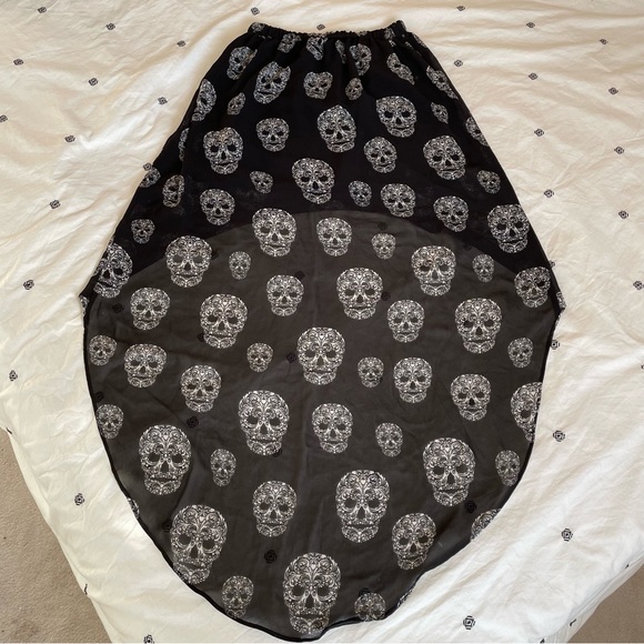 💀 H&M | Día de Los Muertos (Day of the Day) Sugar Skull High-Low Skirt 💀 - Picture 8 of 8